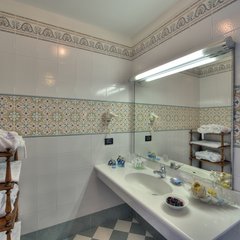 Uno dei bagni dell'Hotel Miramare
